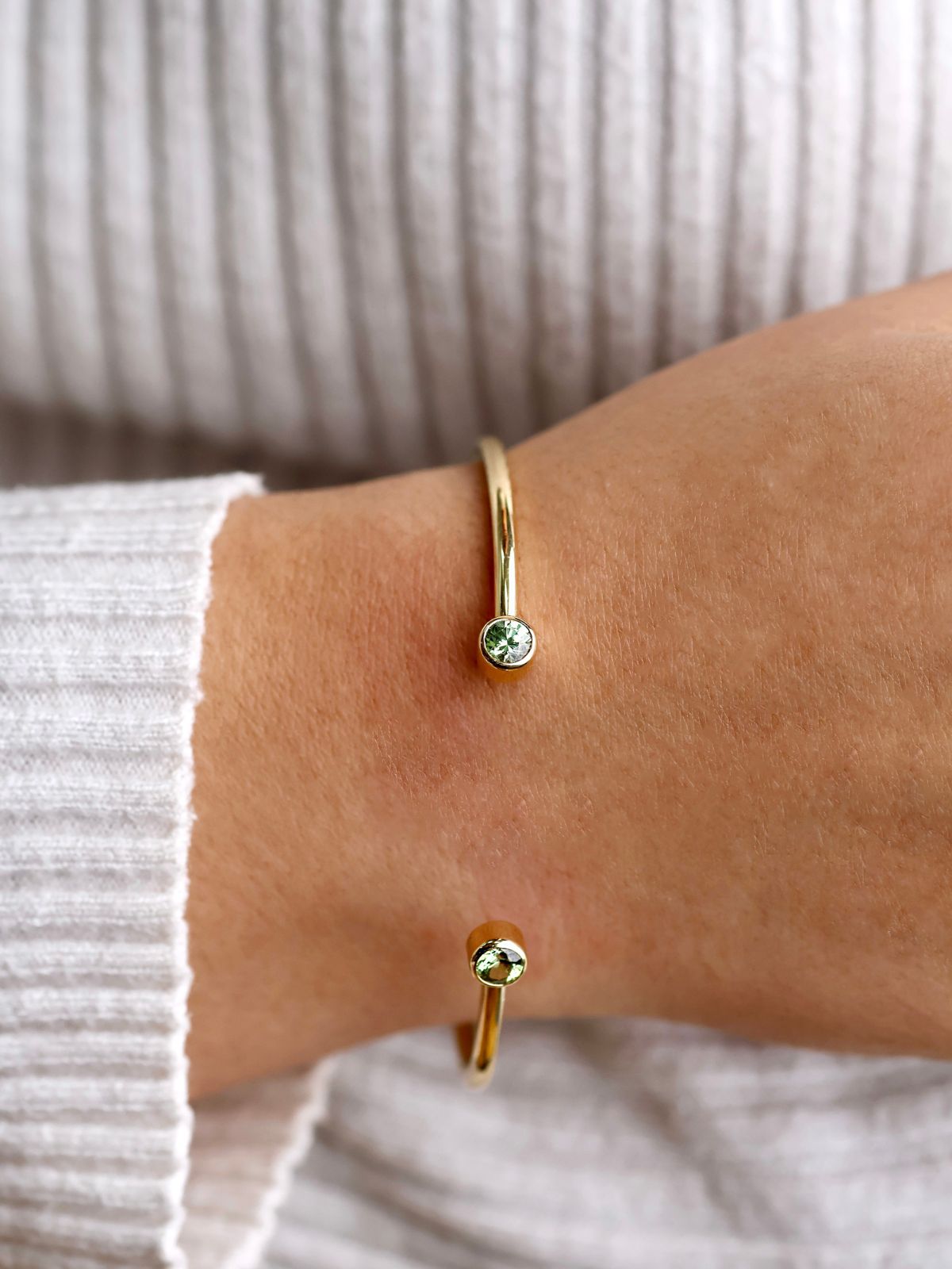 Bracelet Line