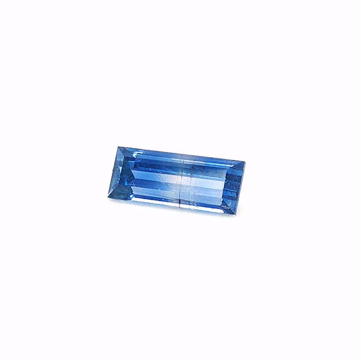 Saphir bleu